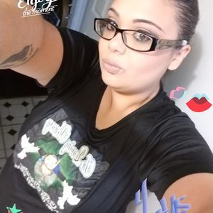 Meet your Posher, Oyervides